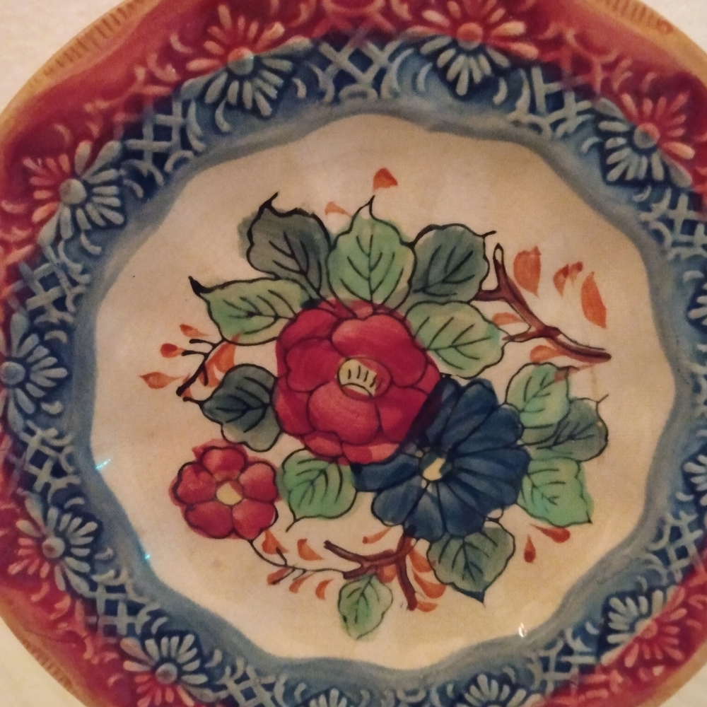 Two Japanese majolica style dessert plates 💥PRICE DROP